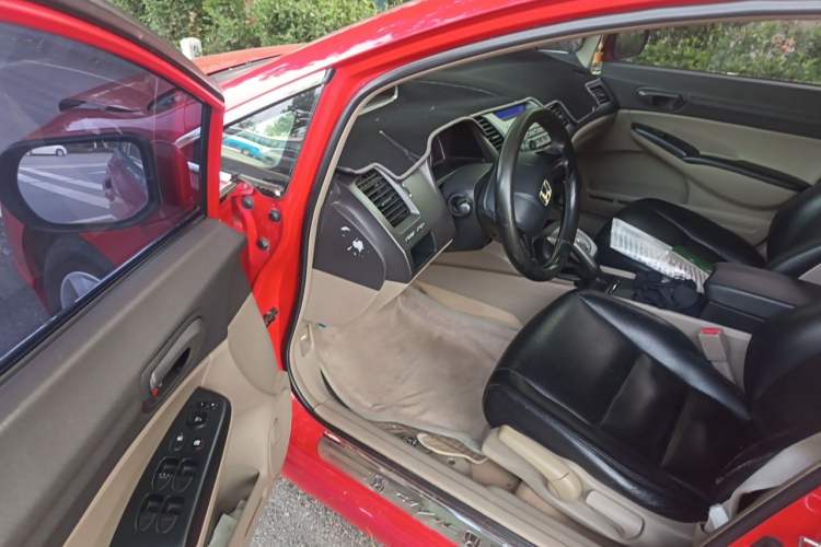 Used Honda Civic 2009 1.8L Automatic Classic Edition Driver Seat