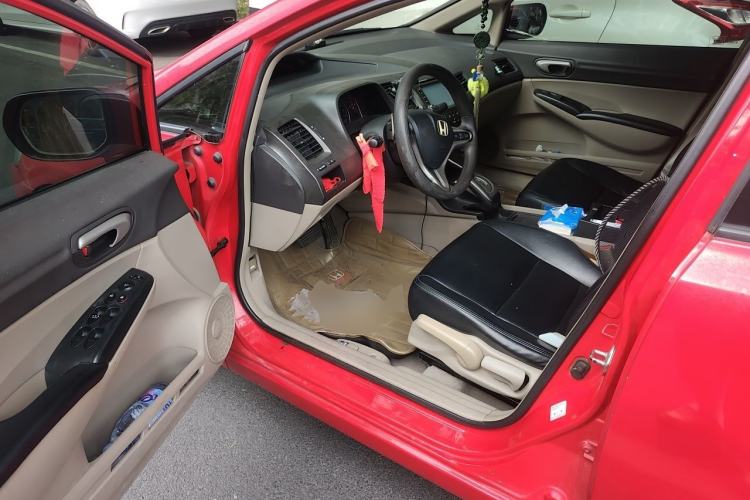 Used Honda Civic 2009 1.8L automatic comfort version Driver Seat