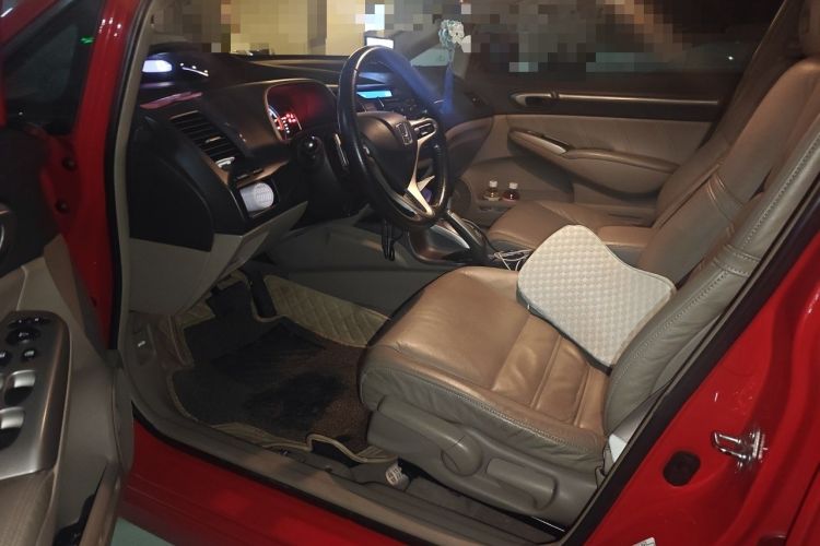 Used Honda Civic 2009 1.8L automatic luxury edition Driver Seat