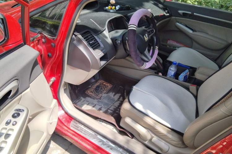 Used Honda Civic 2009 1.8L automatic luxury edition Driver Seat