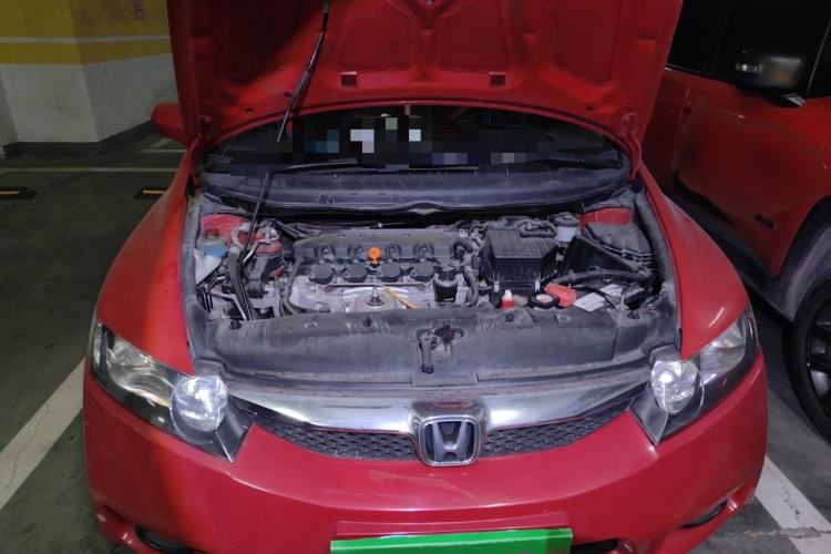 Used Honda Civic 2009 1.8L automatic comfort version Engine Bay
