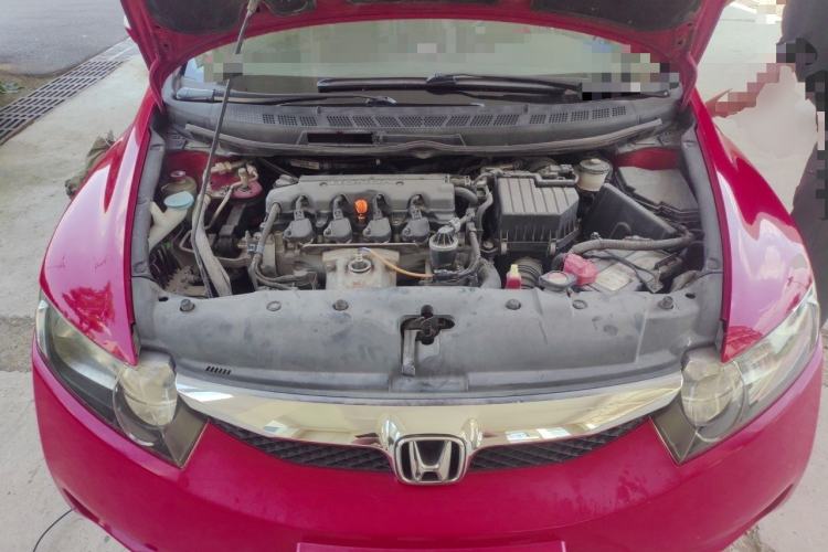 Used Honda Civic 2009 1.8L automatic luxury edition Engine Bay