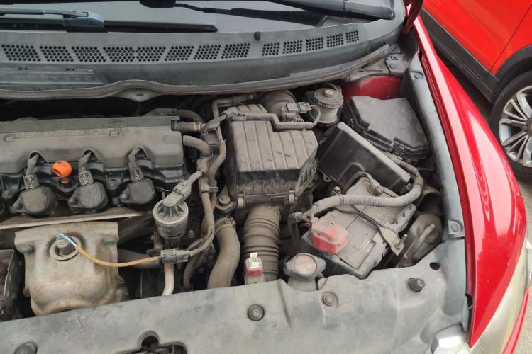 Used Honda Civic 2009 1.8L automatic comfort version Engine Bay Left
