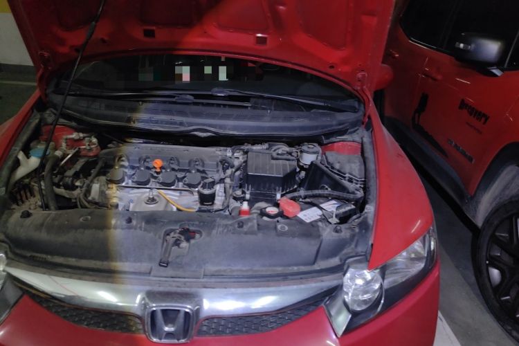 Used Honda Civic 2009 1.8L automatic comfort version Engine Bay Left