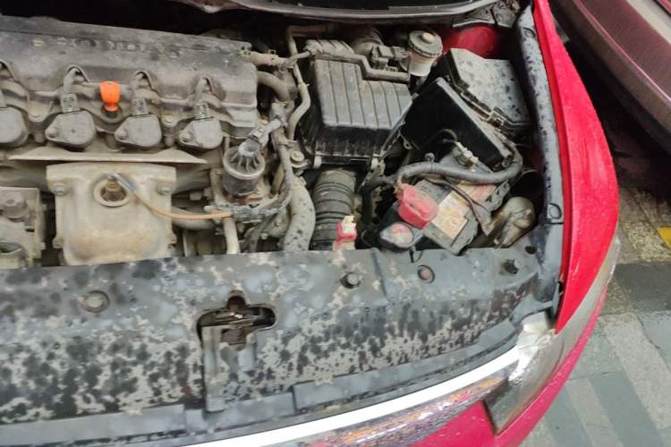 Used Honda Civic 2009 1.8L automatic comfort version Engine Bay Left