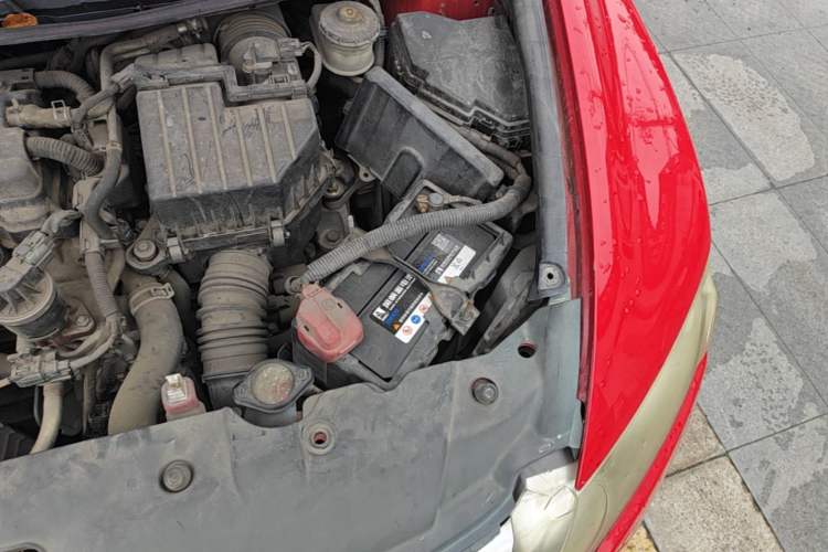 Used Honda Civic 2009 1.8L automatic comfort version Engine Bay Left