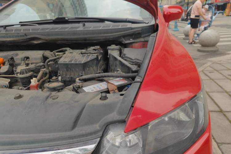 Used Honda Civic 2009 1.8L automatic comfort version Engine Bay Left
