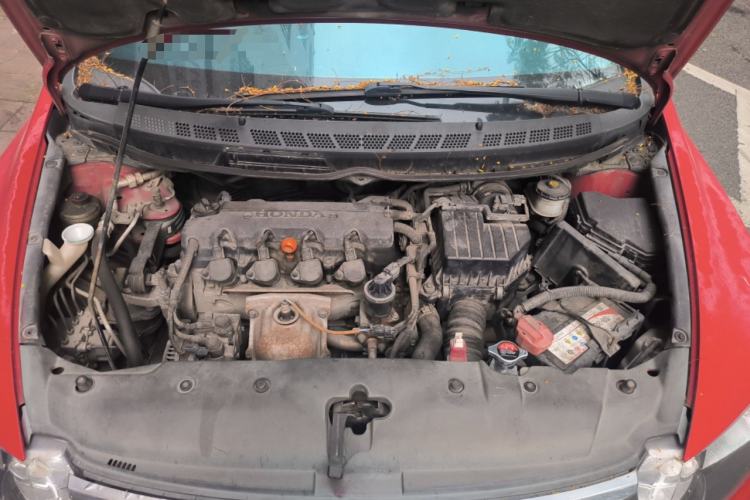 Used Honda Civic 2009 1.8L automatic luxury edition Engine Bay