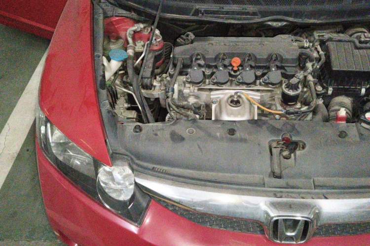 Used Honda Civic 2009 1.8L automatic comfort version Engine Bay Right