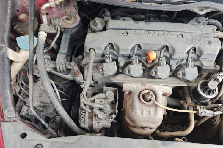 Used Honda Civic 2009 1.8L automatic luxury edition Engine Bay Right