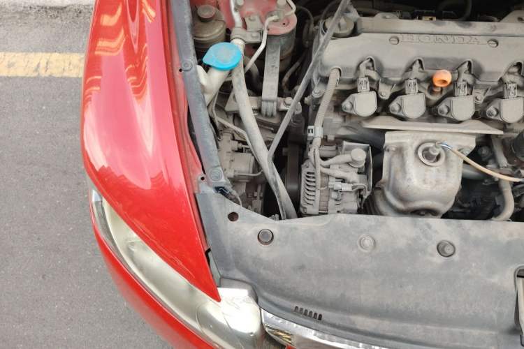 Used Honda Civic 2009 1.8L automatic luxury edition Engine Bay Right