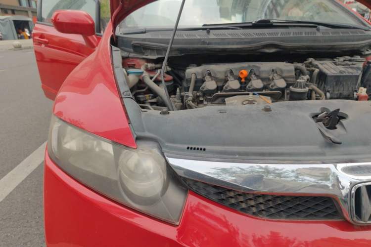 Used Honda Civic 2009 1.8L automatic comfort version Engine Bay Right