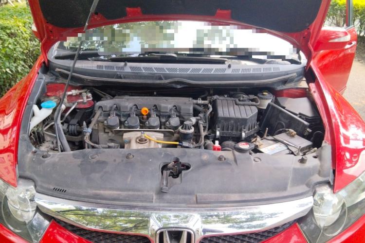 Used Honda Civic 2009 1.8L automatic luxury edition Engine Bay