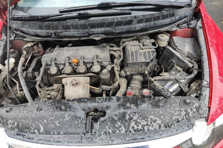 Used Honda Civic 2009 1.8L automatic comfort version Engine Bay