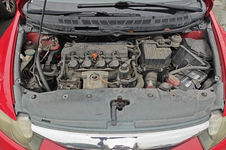 Used Honda Civic 2009 1.8L automatic comfort version Engine Bay