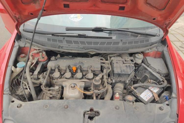 Used Honda Civic 2009 1.8L automatic comfort version Engine Bay