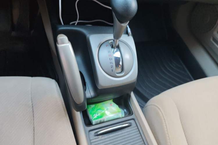 Used Honda Civic 2009 1.8L automatic comfort version Gear Lever