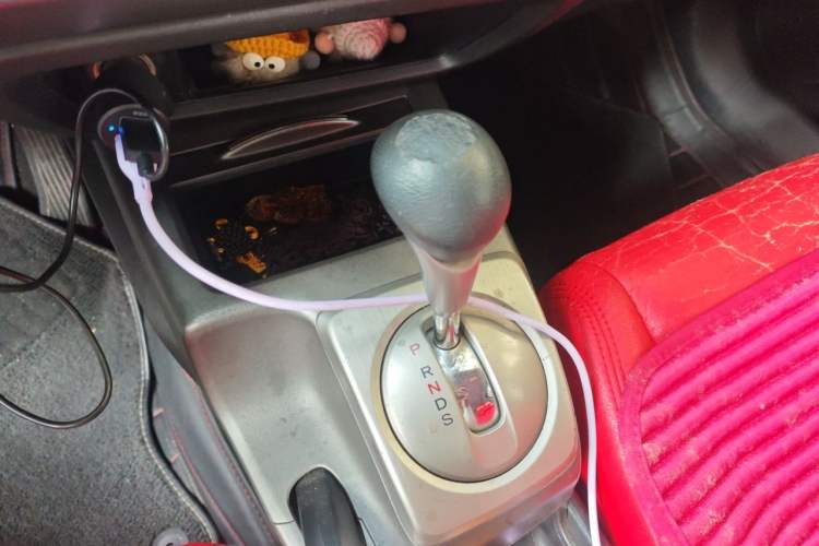Used Honda Civic 2009 1.8L automatic luxury edition Gear Lever