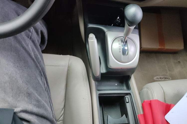 Used Honda Civic 2009 1.8L automatic comfort version Gear Lever