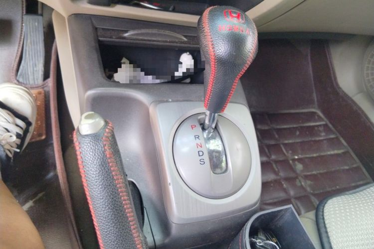 Used Honda Civic 2009 1.8L automatic luxury edition Gear Lever