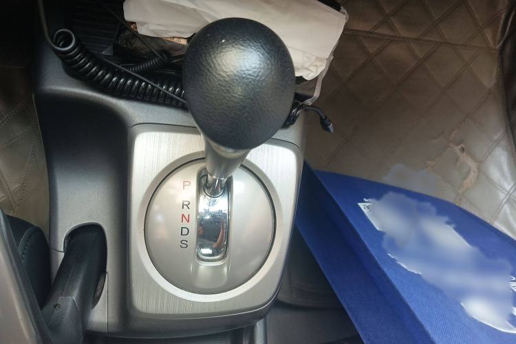 Used Honda Civic 2009 1.8L automatic luxury edition Gear Lever
