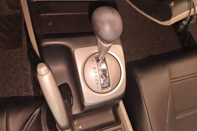 Used Honda Civic 2009 1.8L Automatic Classic Edition Gear Lever