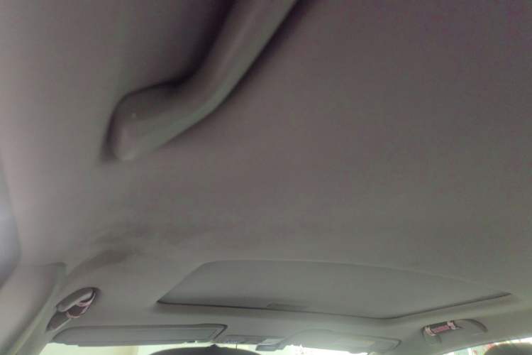 Used Honda Civic 2009 1.8L automatic luxury edition Headliner