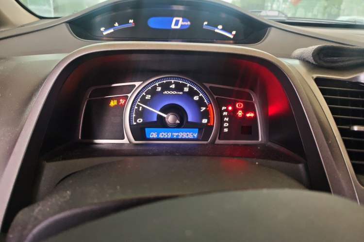 Used Honda Civic 2009 1.8L automatic luxury edition Instrument Cluster