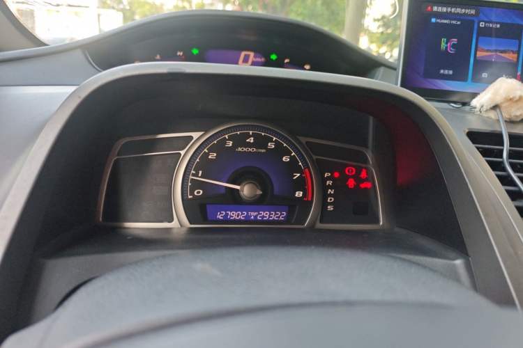 Used Honda Civic 2009 1.8L automatic luxury edition Instrument Cluster