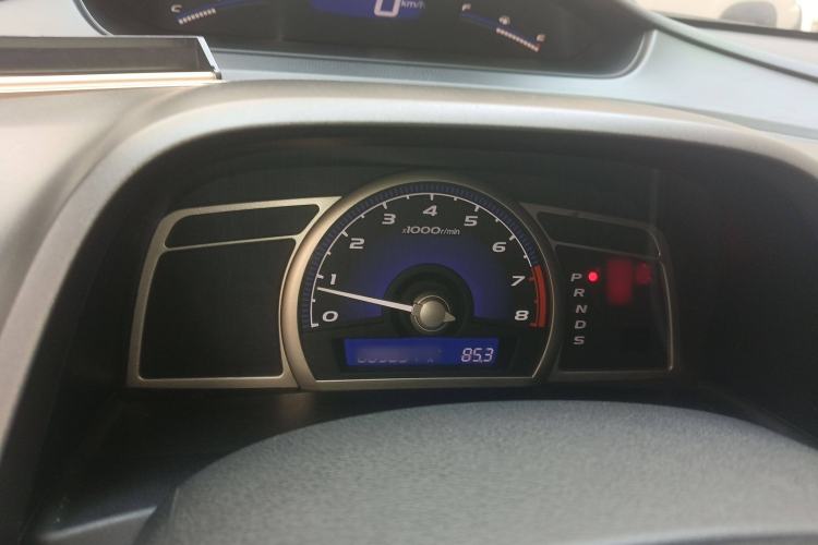 Used Honda Civic 2009 1.8L automatic luxury edition Instrument Cluster