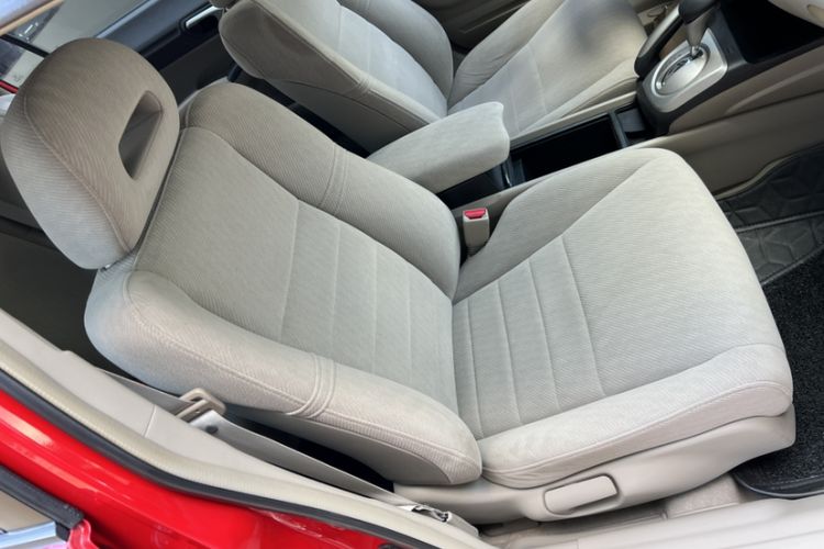 Used Honda Civic 2009 1.8L automatic comfort version Interior 2