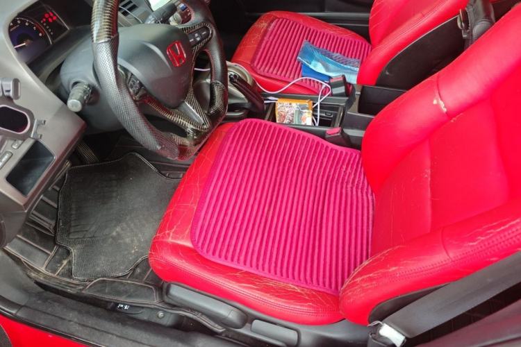 Used Honda Civic 2009 1.8L automatic luxury edition Left Front Seat