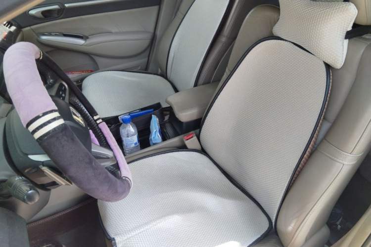 Used Honda Civic 2009 1.8L automatic luxury edition Left Front Seat