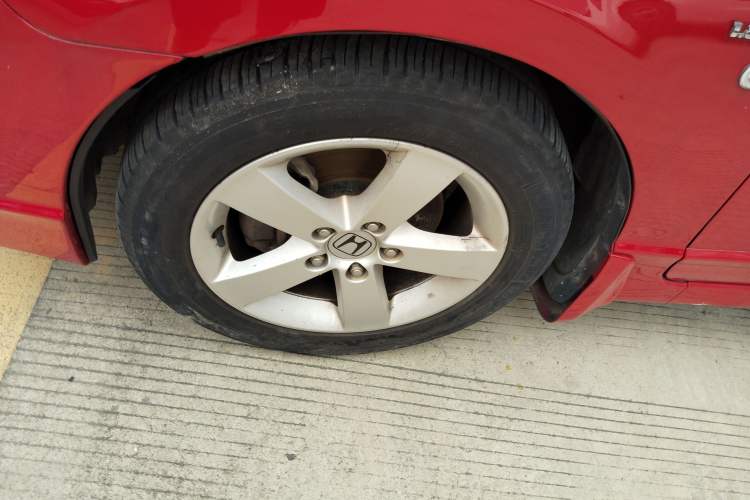 Used Honda Civic 2009 1.8L Automatic Classic Edition Left Front Wheel Hub