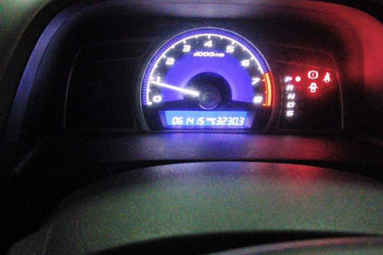 Used Honda Civic 2009 1.8L automatic comfort version Odometer Close Up