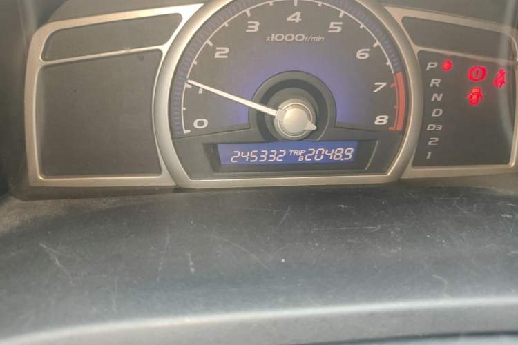 Used Honda Civic 2009 1.8L automatic comfort version Odometer Close Up
