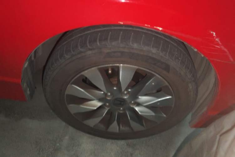 Used Honda Civic 2009 1.8L automatic luxury edition Right Front Wheel Hub