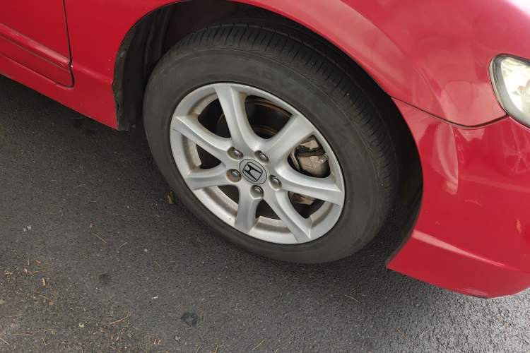Used Honda Civic 2009 1.8L automatic comfort version Right Front Wheel Hub
