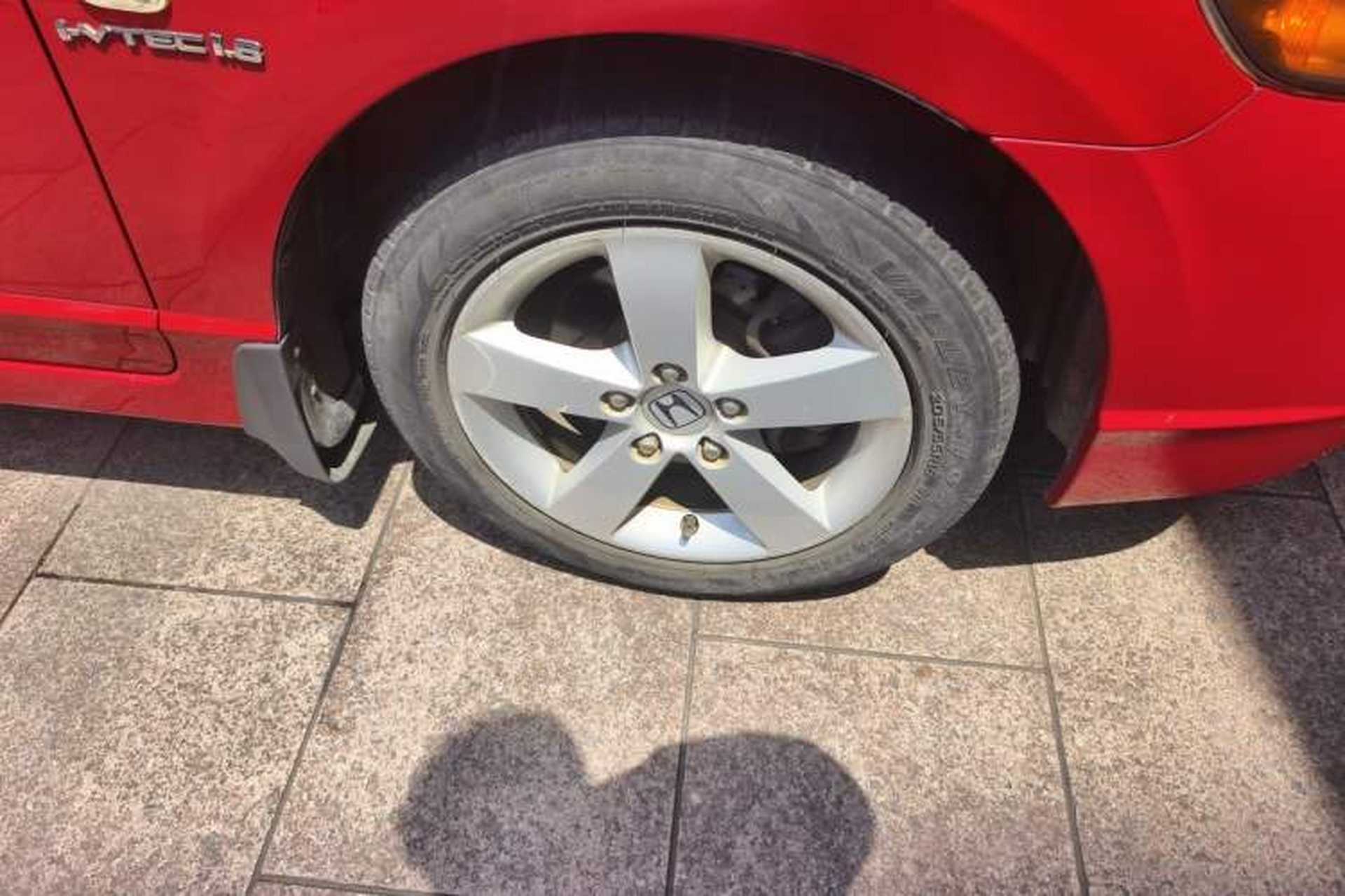 Used Honda Civic 2009 1.8L automatic comfort version Right Front Wheel Hub