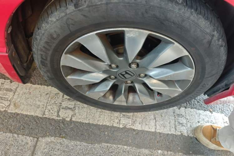 Used Honda Civic 2009 1.8L automatic luxury edition Right Front Wheel Hub