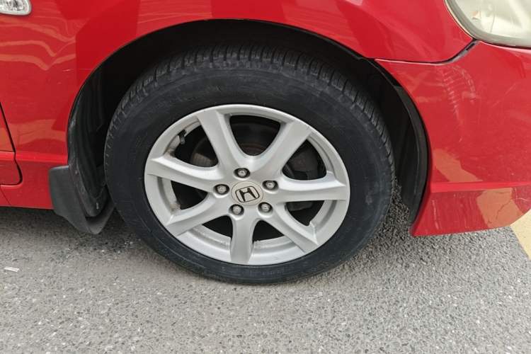 Used Honda Civic 2009 1.8L automatic comfort version Right Front Wheel Hub