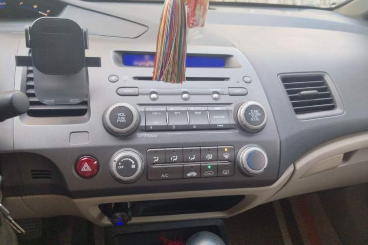 Used Honda Civic 2009 1.8L automatic comfort version Audio And AC Panel