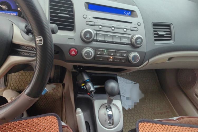 Used Honda Civic 2009 1.8L automatic comfort version Audio And AC Panel
