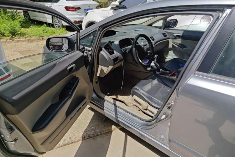 Used Honda Civic 2009 1.8L automatic luxury edition Driver Seat