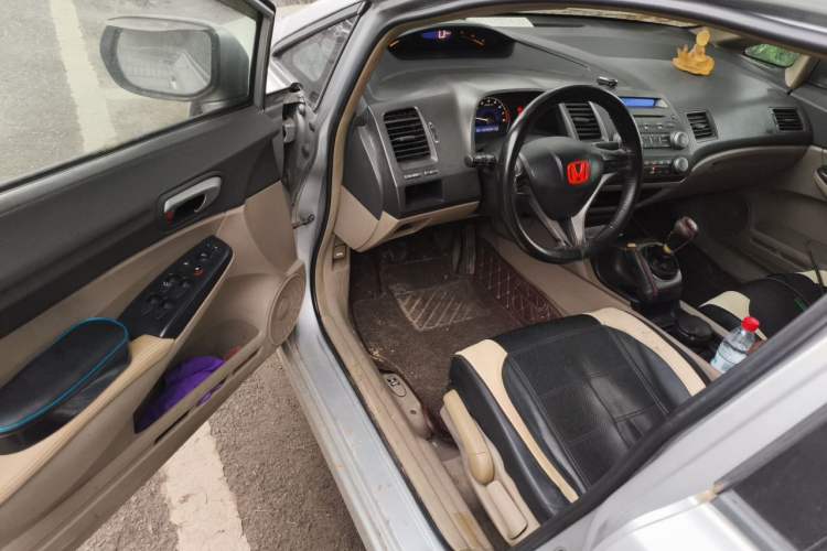 Used Honda Civic 2009 1.8L manual comfort version Driver Seat