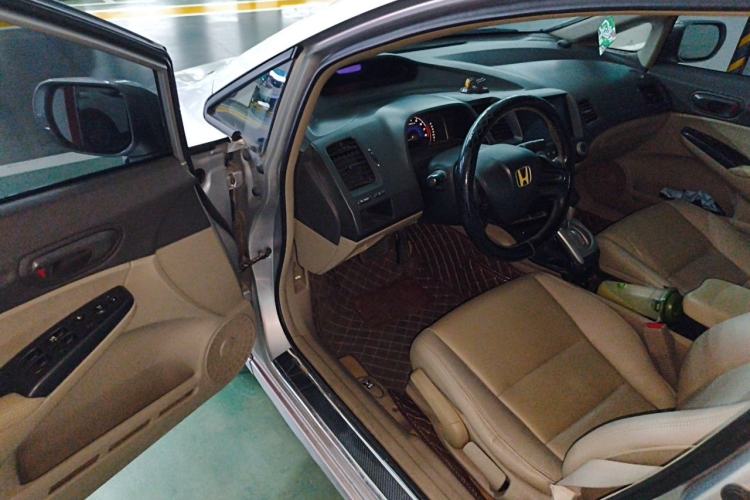 Used Honda Civic 2009 1.8L Automatic Classic Edition Driver Seat