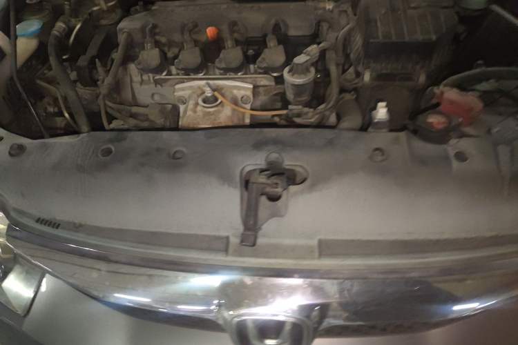 Used Honda Civic 2009 1.8L automatic comfort version Engine Bay