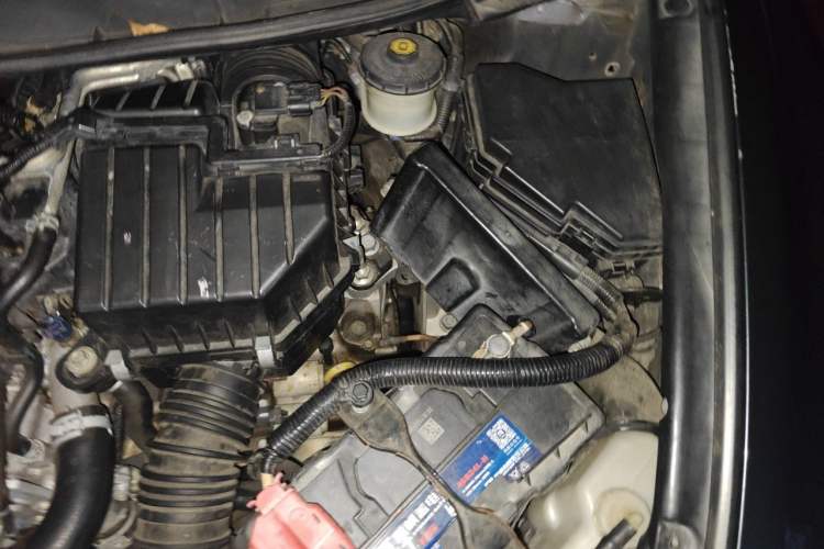 Used Honda Civic 2009 1.8L automatic luxury edition Engine Bay Left