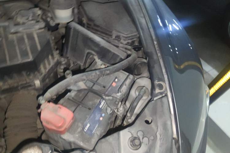 Used Honda Civic 2009 1.8L automatic comfort version Engine Bay Left