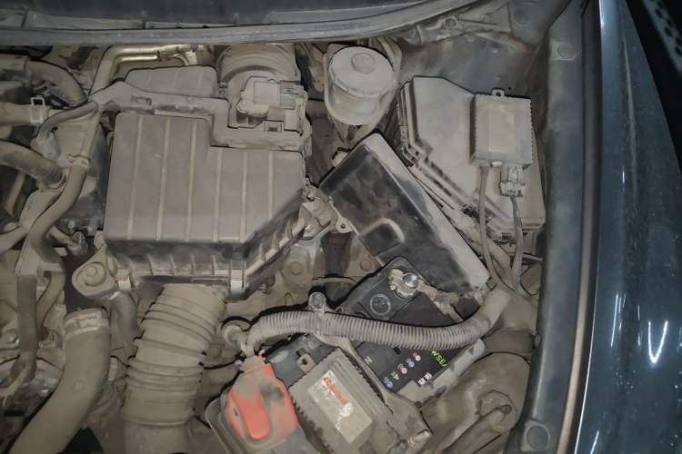 Used Honda Civic 2009 1.8L automatic luxury edition Engine Bay Left